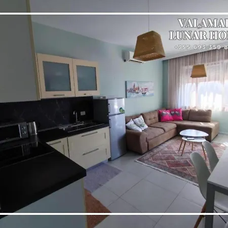 Valamar Lunar Hamallaj